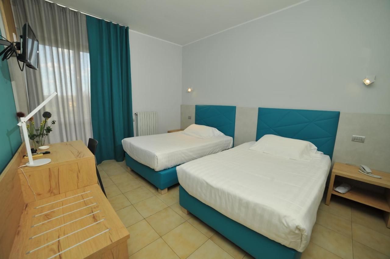 Hotel San Crispino Morrovalle Экстерьер фото